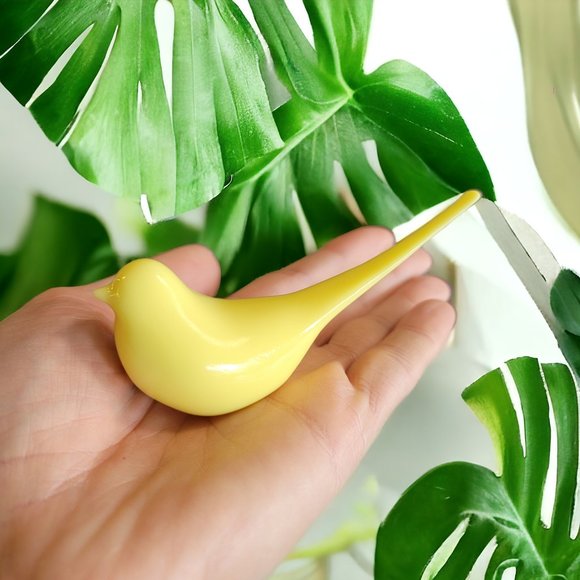 Mid Century Modern Modwing Bird Figurine 3d Resin Eames 60s Yellow MEDIUM - Picture 2 of 3